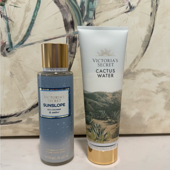 SOLD✨VICTORIA’S SECRET set 🤍 - Picture 2 of 9